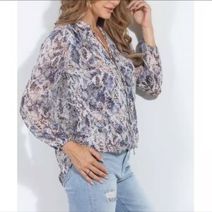 Balloon sleeve snakeskin wrap style top